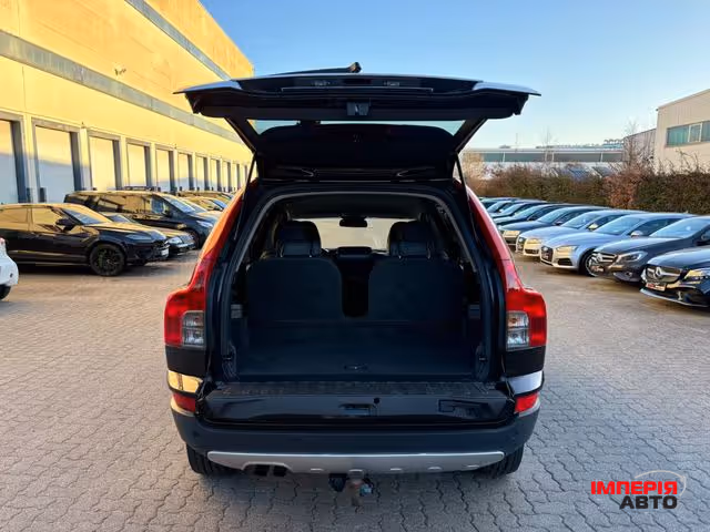 Volvo XC90 - фото 10