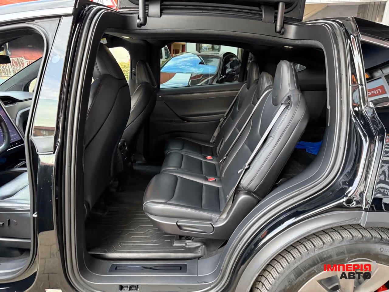 Tesla Model X - фото 6