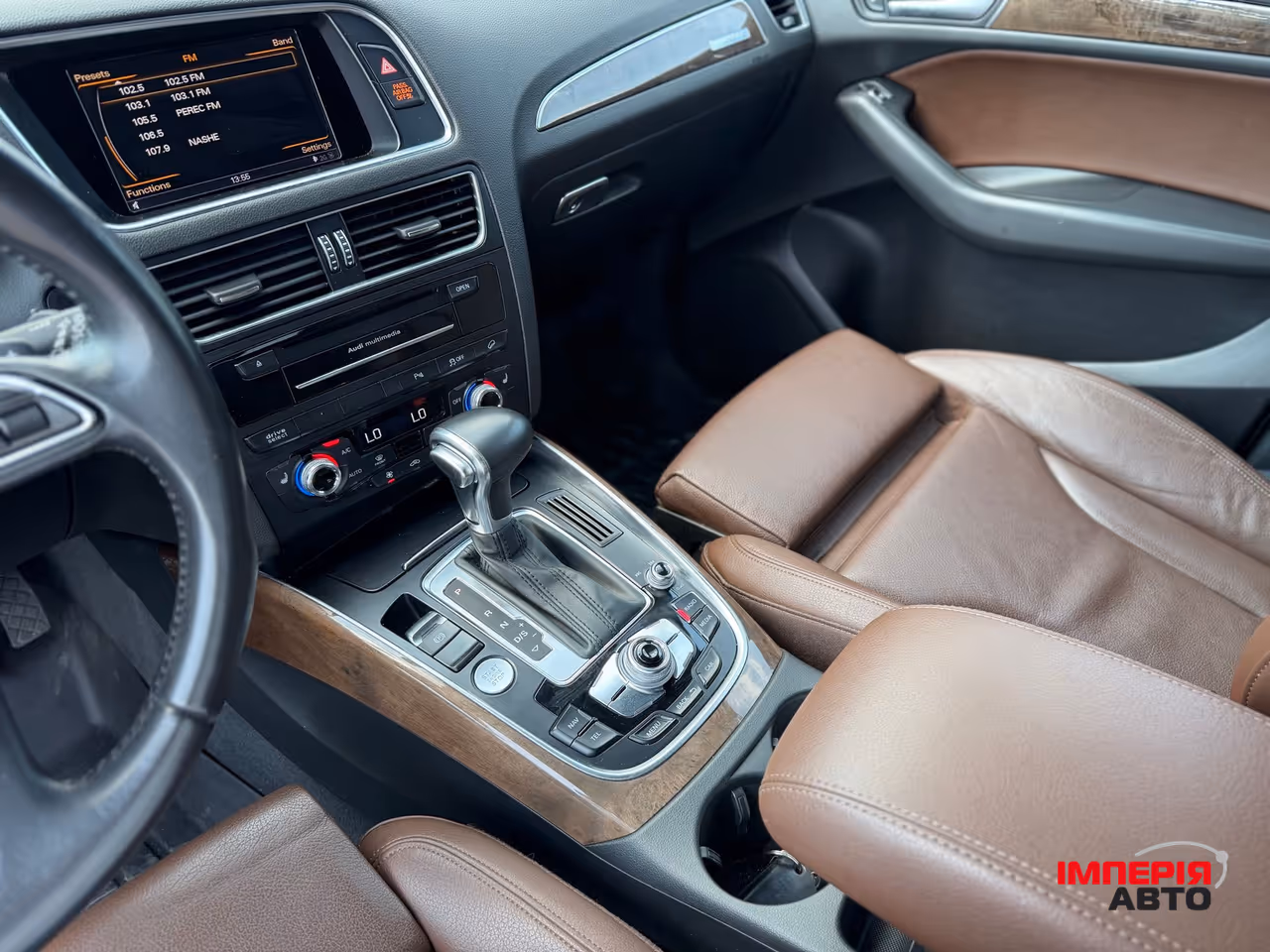 Audi Q5 - фото 10