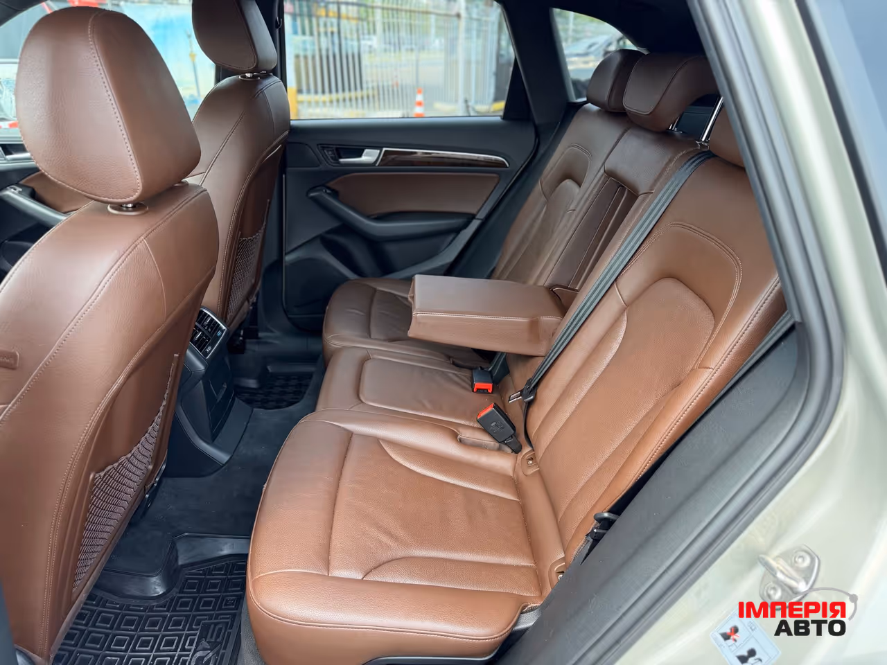 Audi Q5 - фото 13