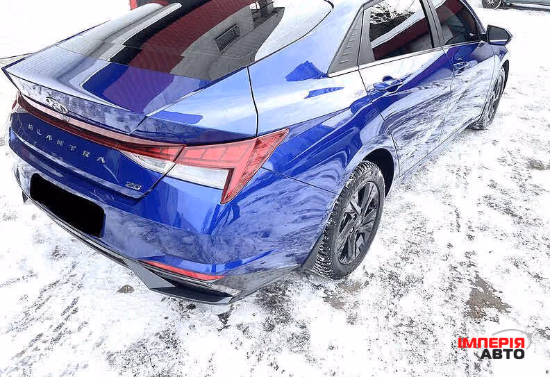 Hyundai Elantra - фото 4