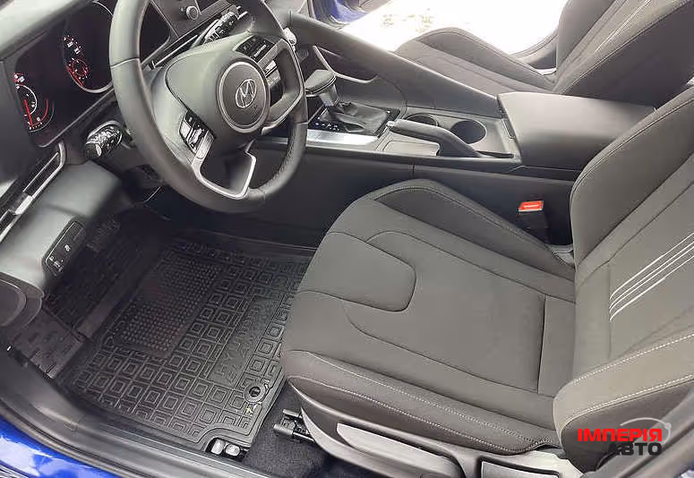 Hyundai Elantra - фото 9