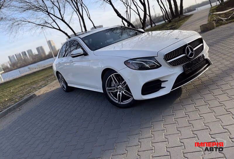 Mercedes-Benz E-Класс - фото 4