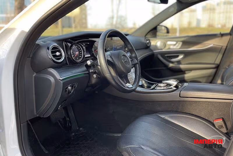 Mercedes-Benz E-Класс - фото 9