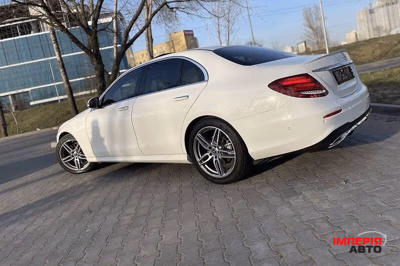 Mercedes-Benz E-Класс - фото 7