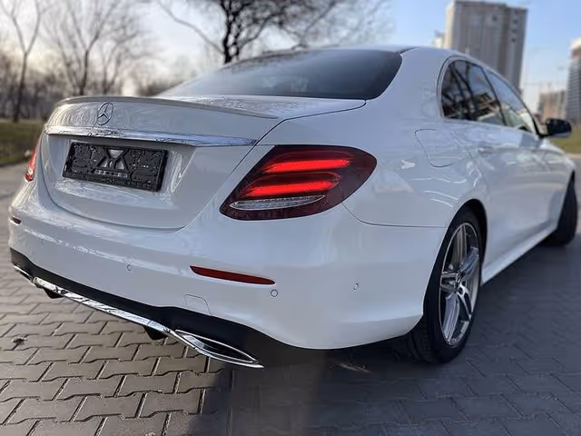 Mercedes-Benz E-Класс - зображення 5