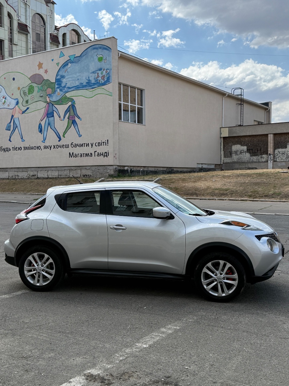 Nissan Juke - фото 1