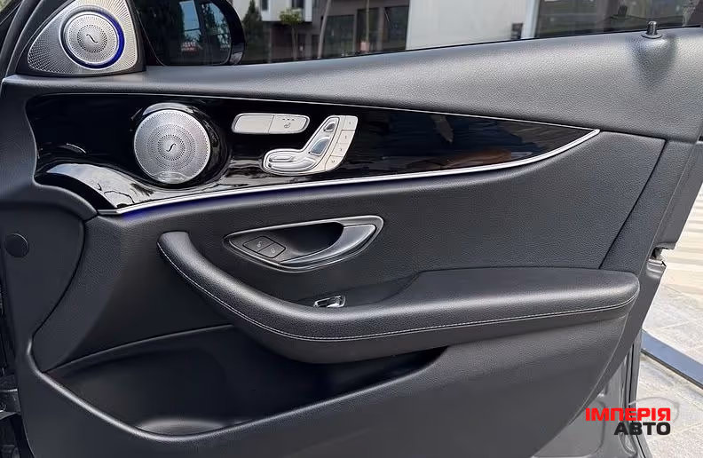 Mercedes-Benz E-Класс - фото 16