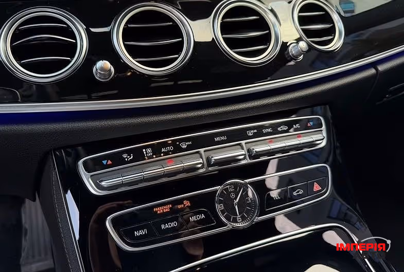 Mercedes-Benz E-Класс - фото 14