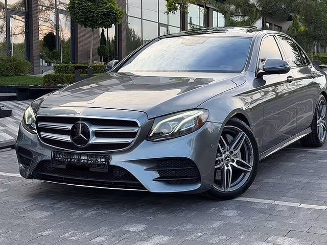 Mercedes-Benz E-Класс - зображення 1