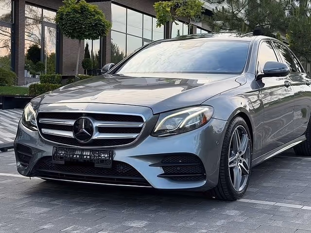 Mercedes-Benz E-Класс - зображення 2