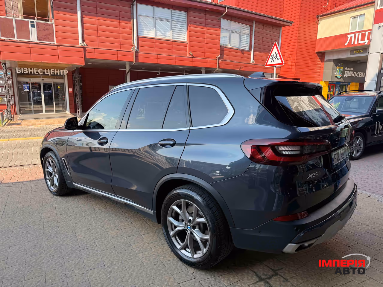 BMW X5 - фото 7