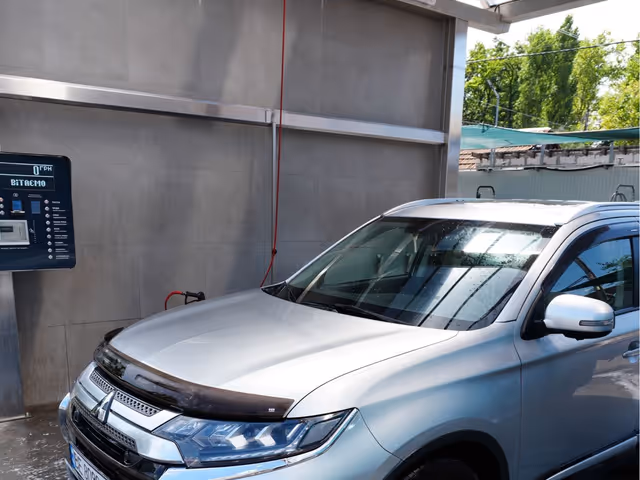 Mitsubishi Outlander - зображення 5