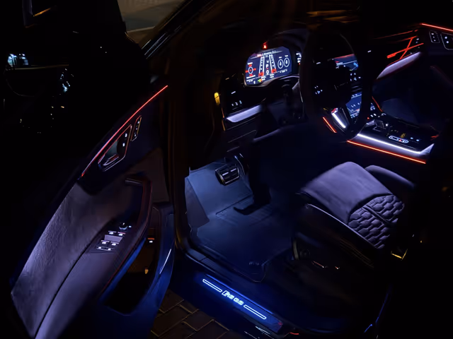 Audi RS Q8 - зображення 4
