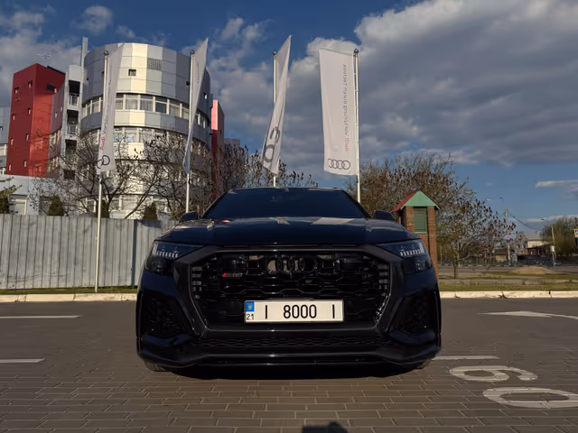 Audi RS Q8 - зображення 5