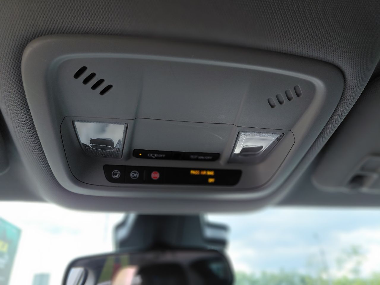 Chevrolet Volt - фото 14