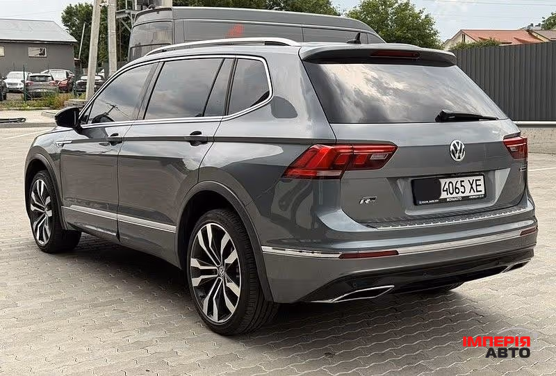 Volkswagen Tiguan - фото 3