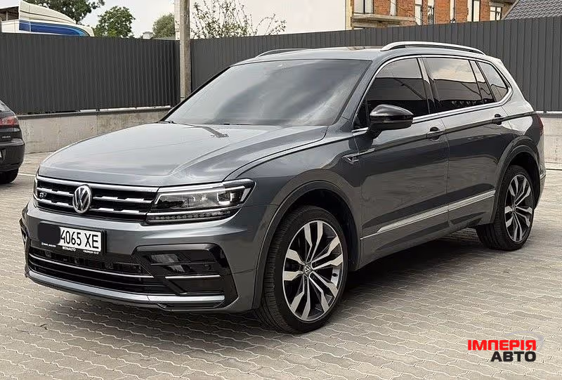 Volkswagen Tiguan - фото 1