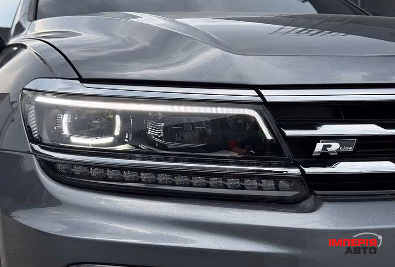 Volkswagen Tiguan - фото 5