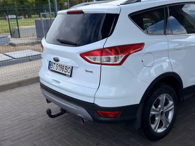 Ford Kuga - зображення 5