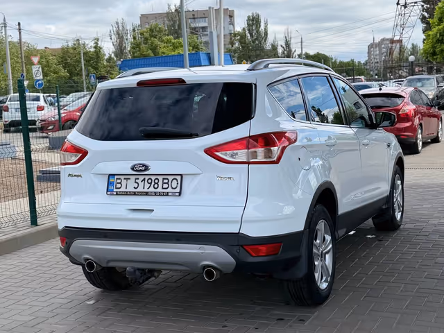 Ford Kuga - зображення 4