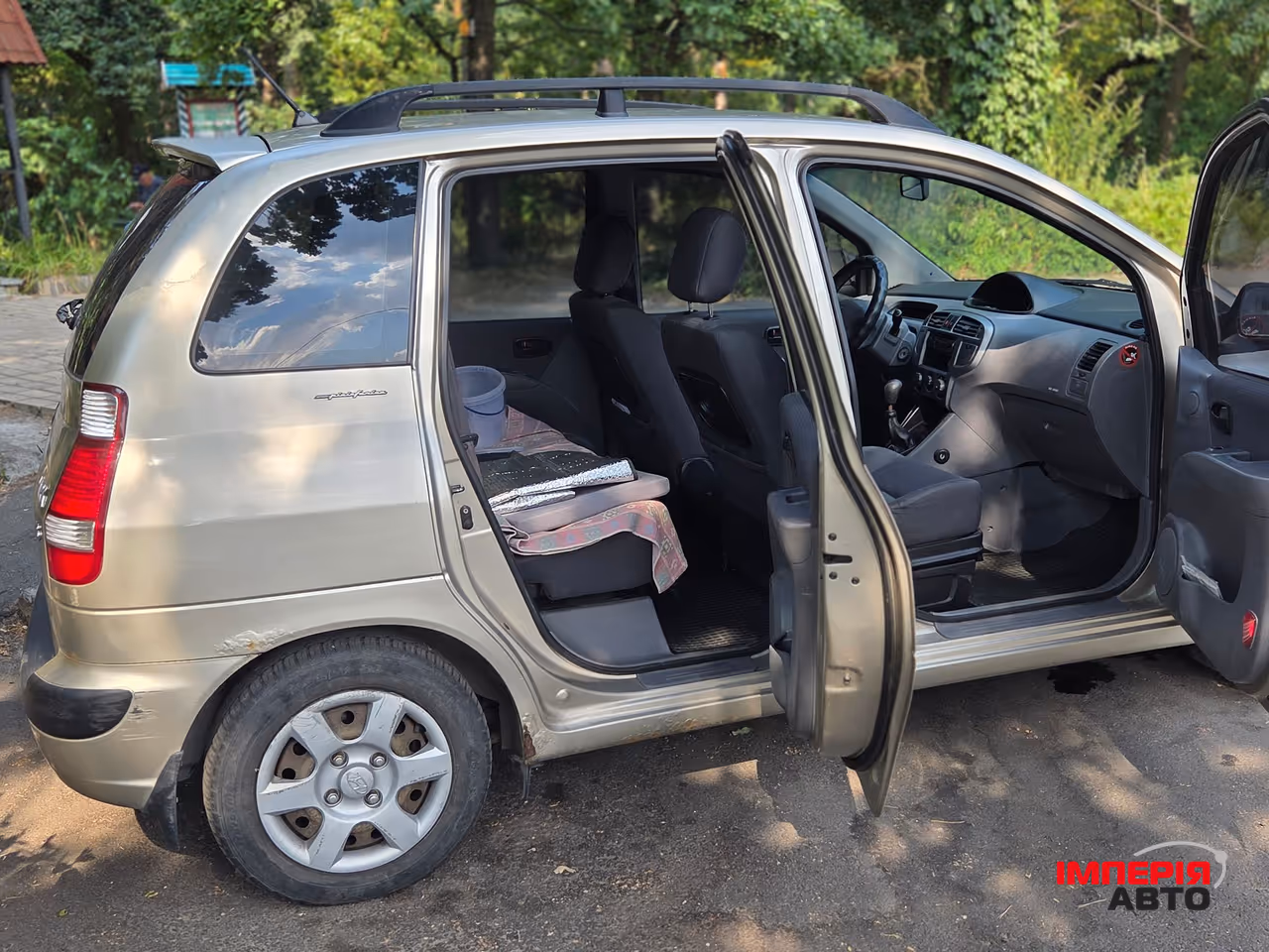 Hyundai Matrix - фото 3