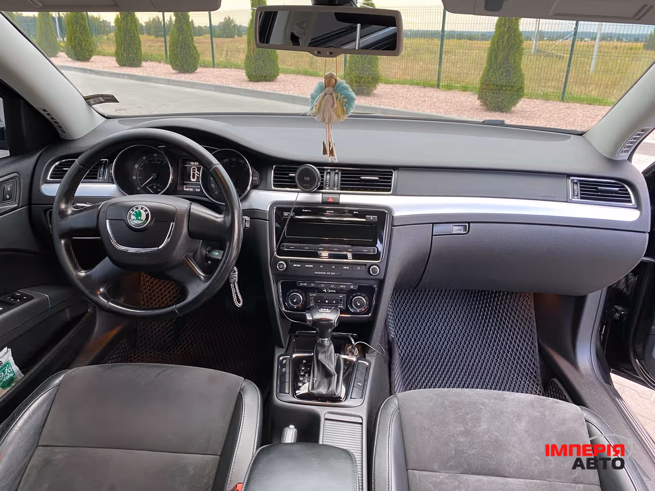 Skoda Superb - фото 6