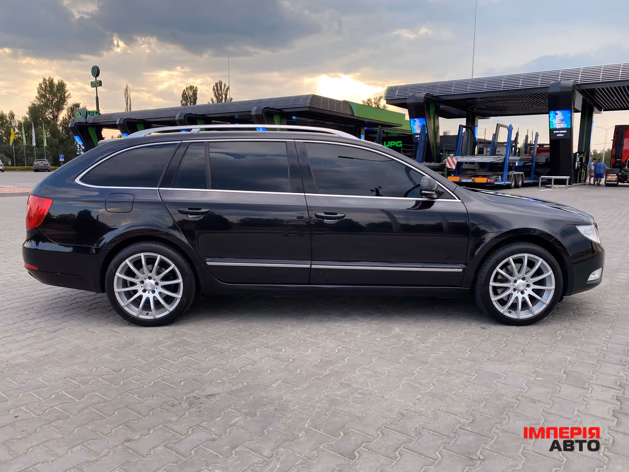 Skoda Superb - фото 2