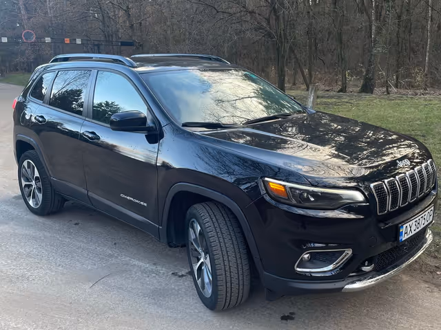 Jeep Cherokee - зображення 5