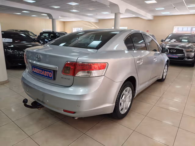 Toyota Avensis - зображення 5