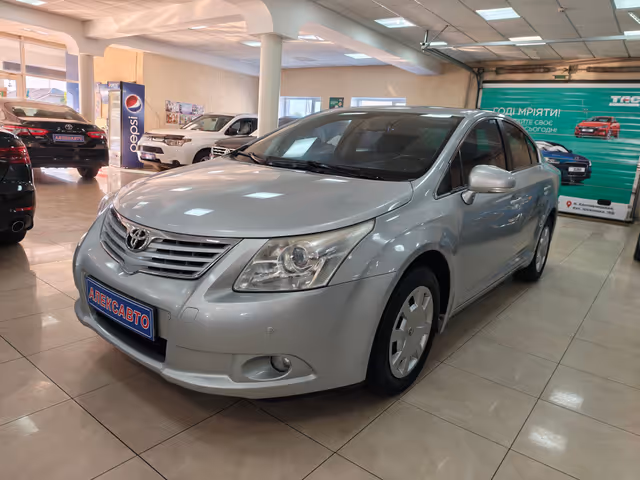 Toyota Avensis - зображення 1