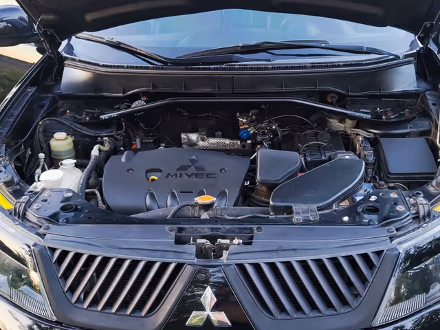 Mitsubishi Outlander - зображення 5