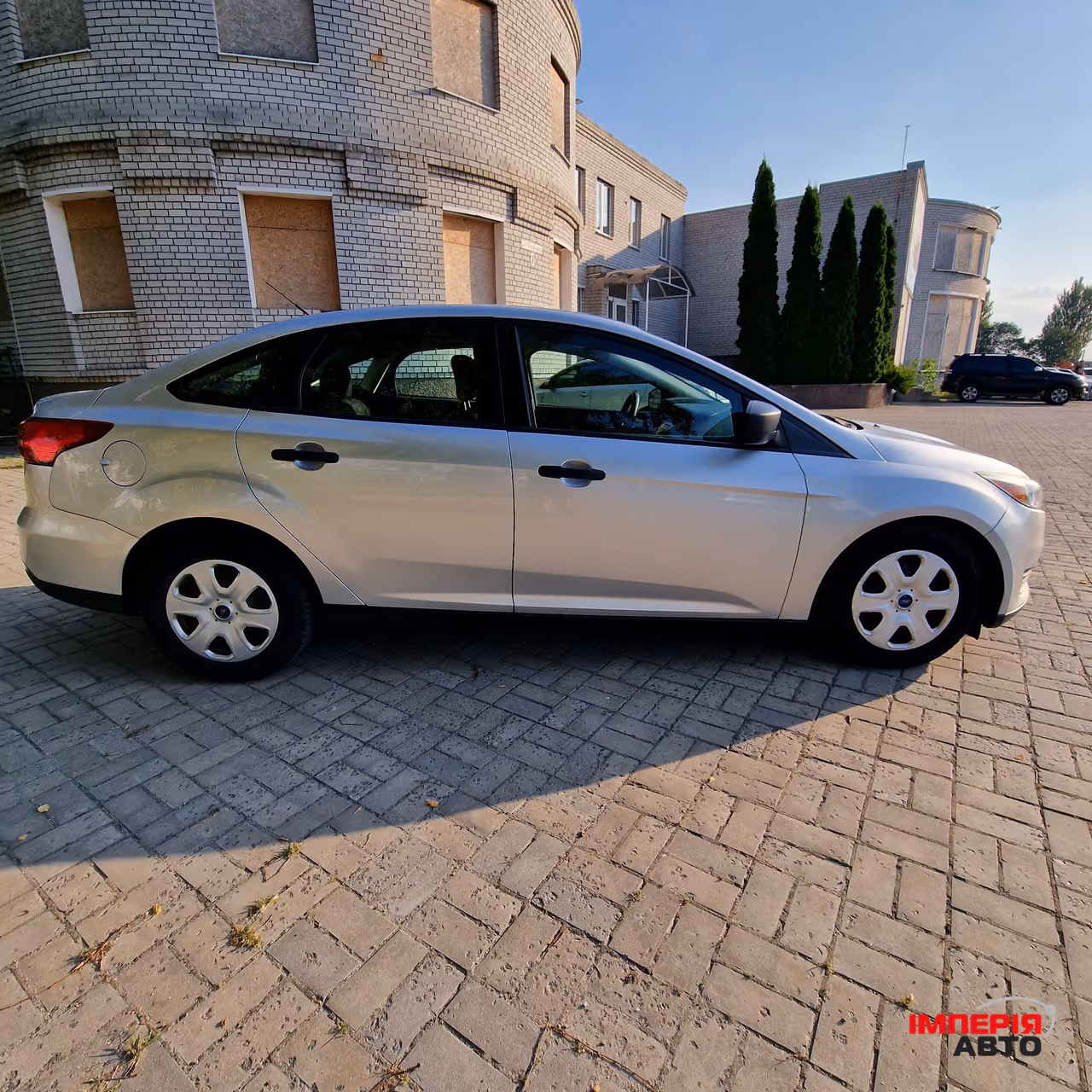 Ford Focus - фото 8