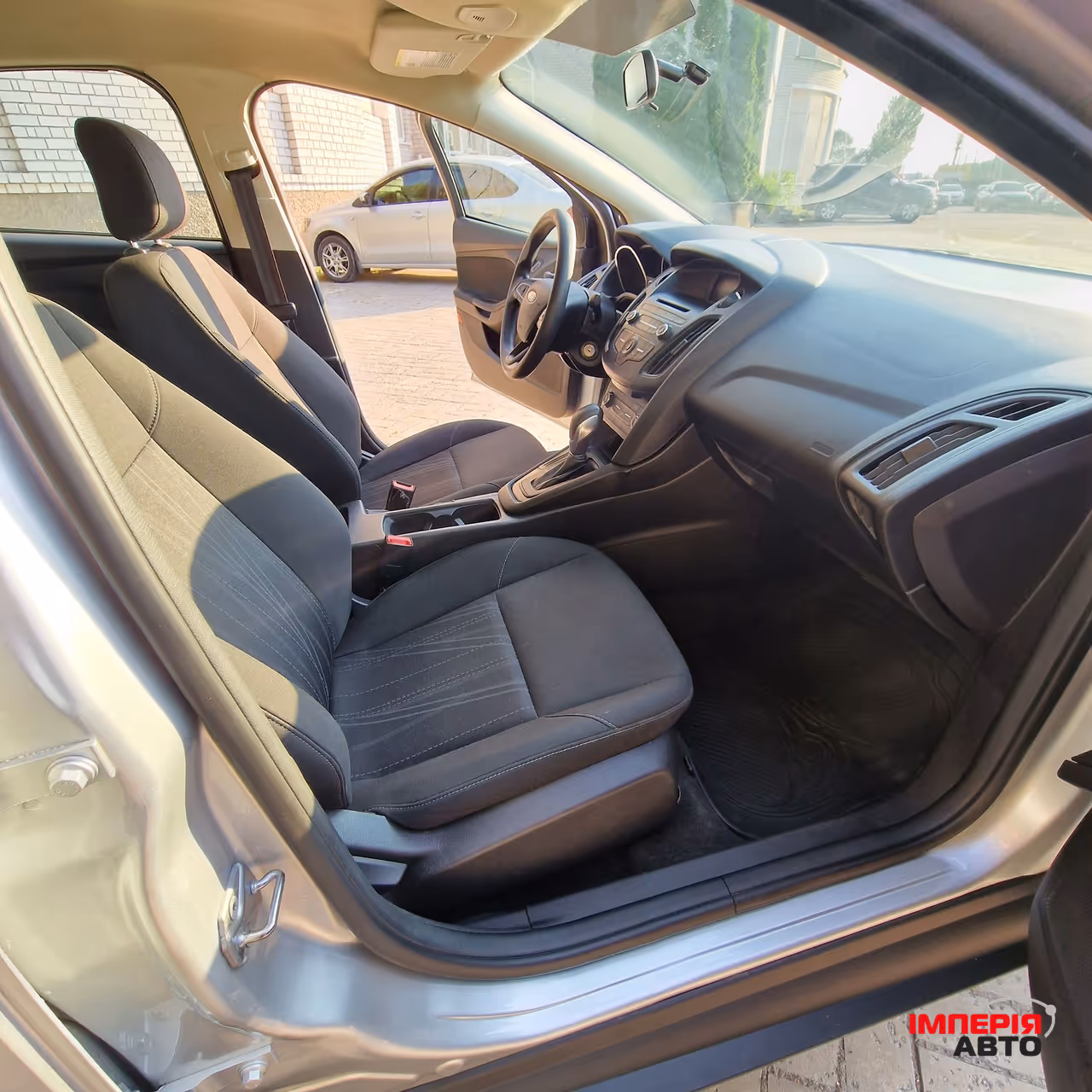 Ford Focus - фото 17