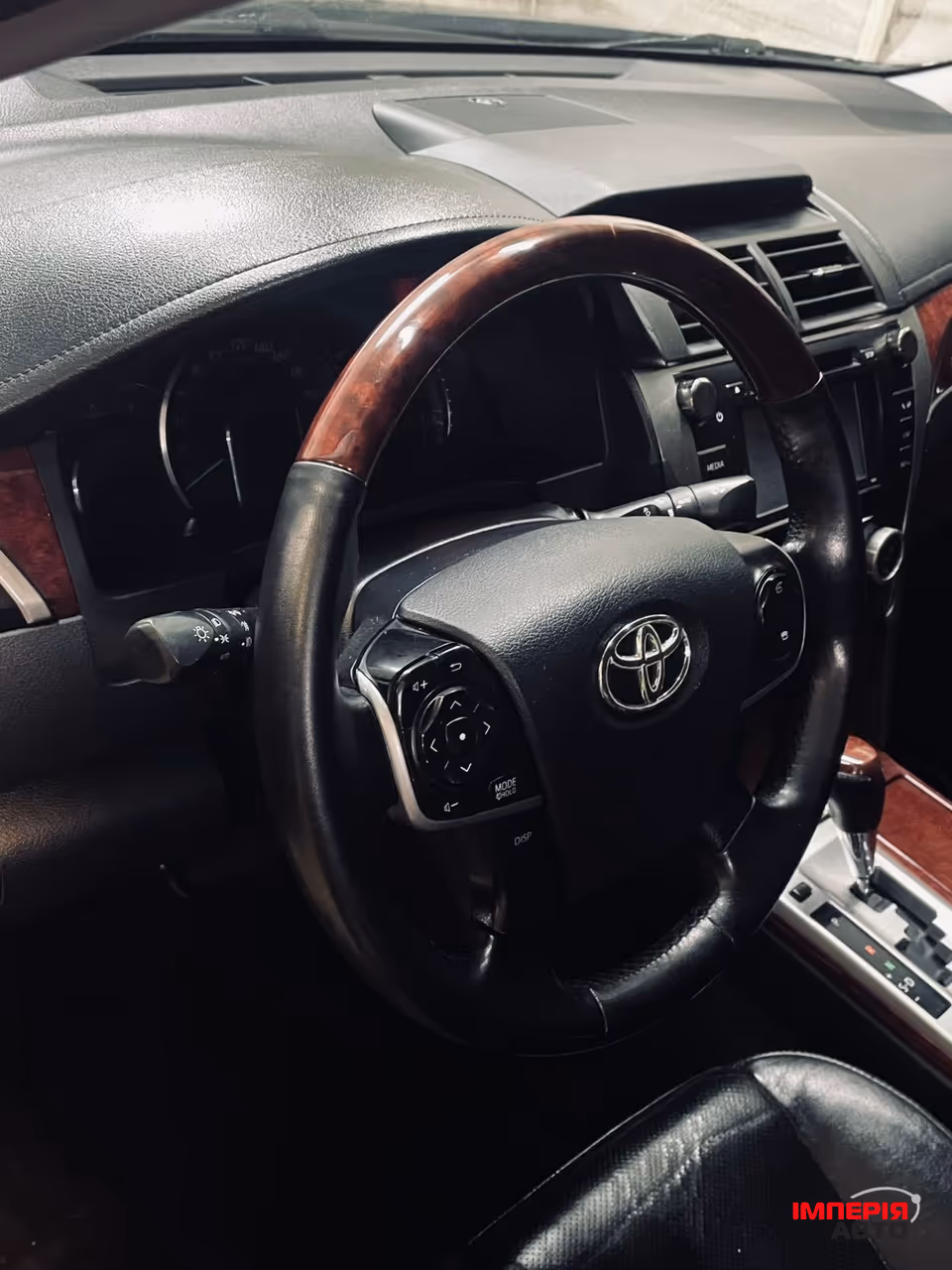 Toyota Camry - фото 7