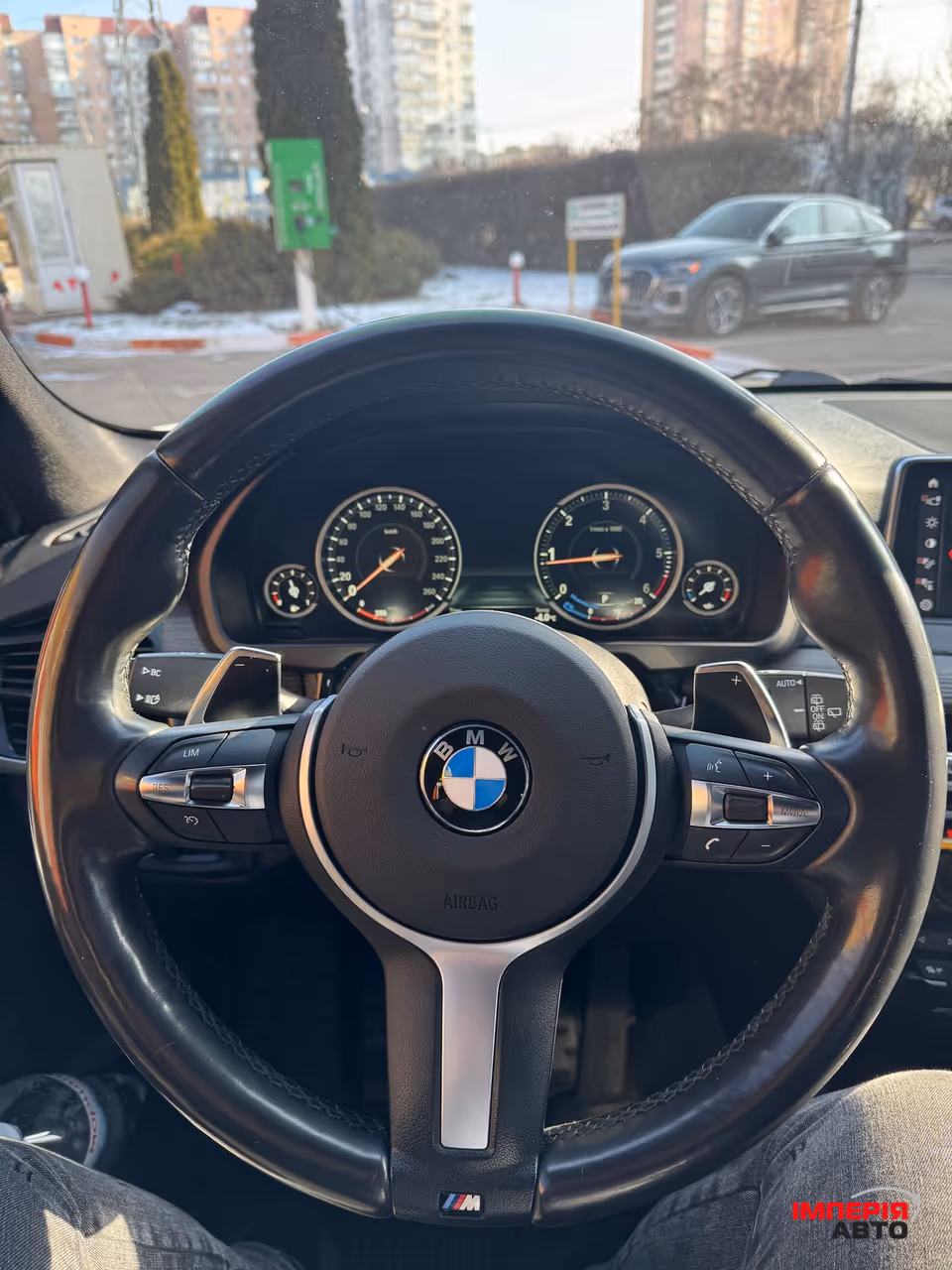 BMW X5 - фото 8