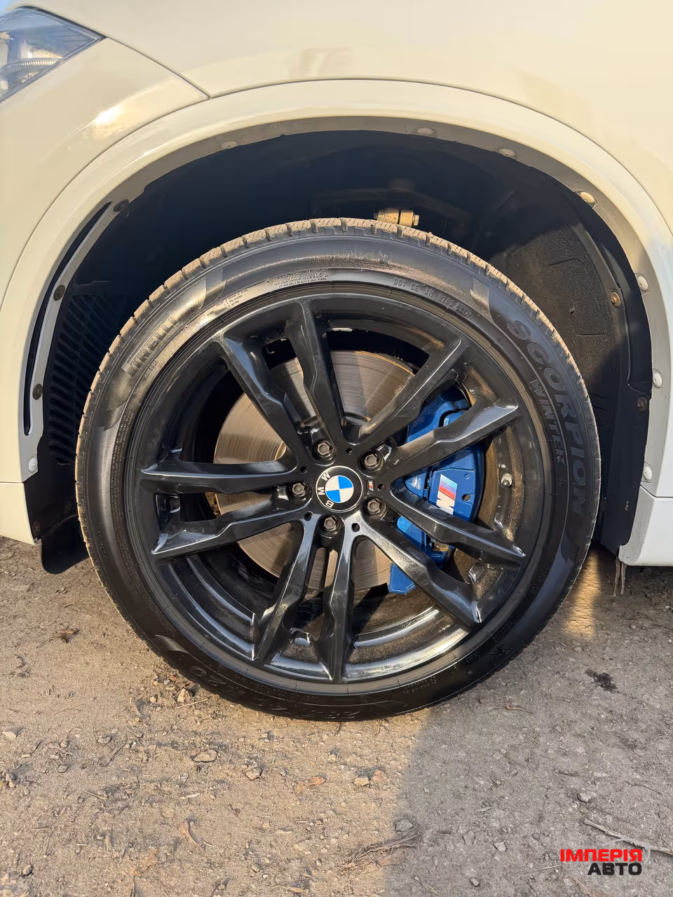 BMW X5 - фото 10