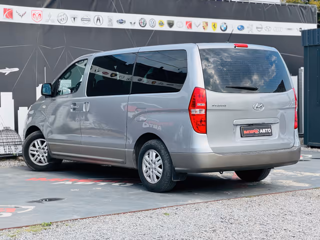 Hyundai H-1 - зображення 5