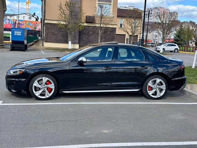Audi S4 - зображення 2
