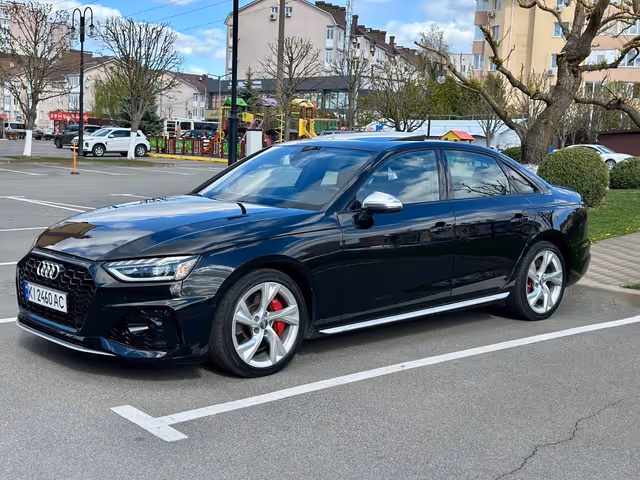 Audi S4 - зображення 1