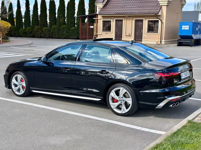 Audi S4 - зображення 3