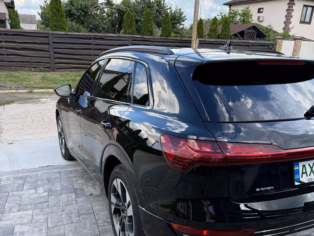 Audi e-tron - зображення 5