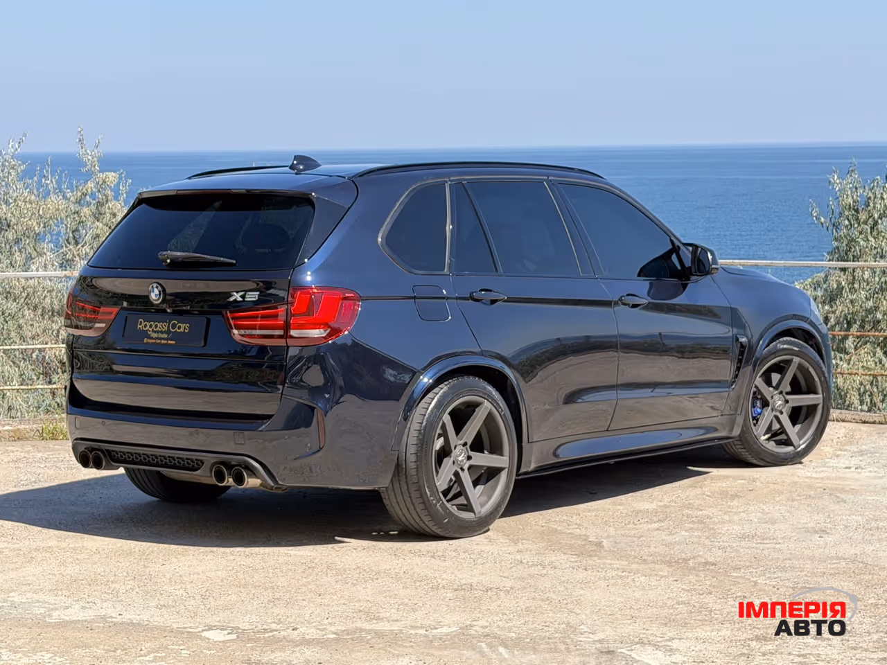 BMW X5 - фото 11