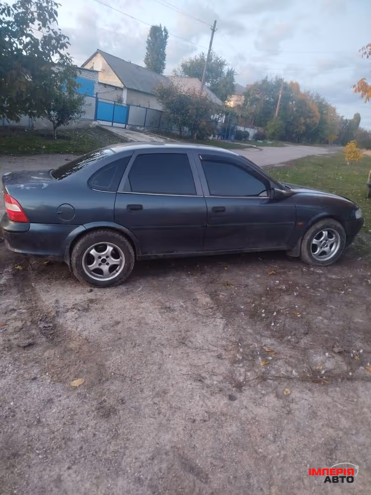 Opel Vectra - фото 4