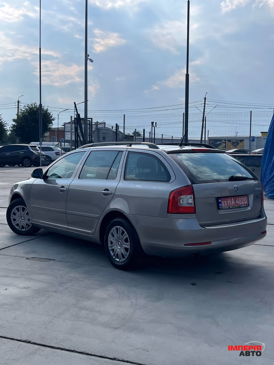Skoda Octavia - фото 4