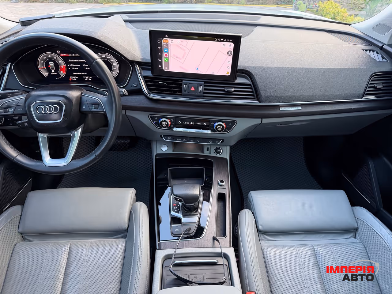 Audi Q5 - фото 18