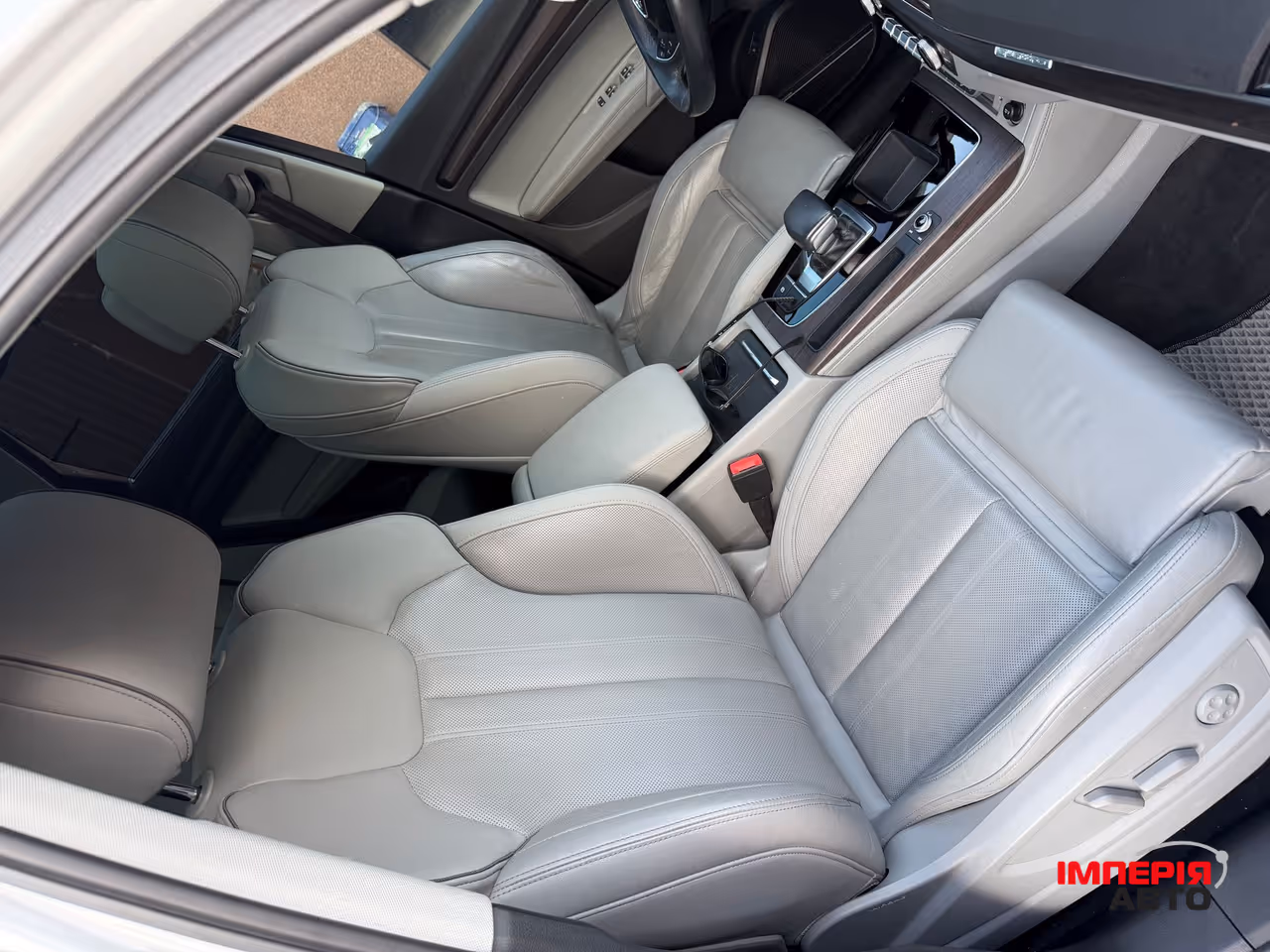 Audi Q5 - фото 15