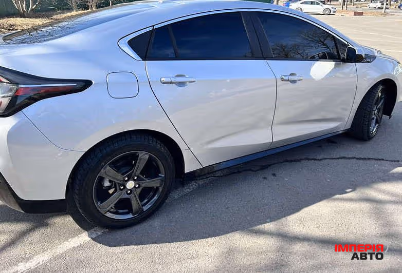 Chevrolet Volt - фото 5