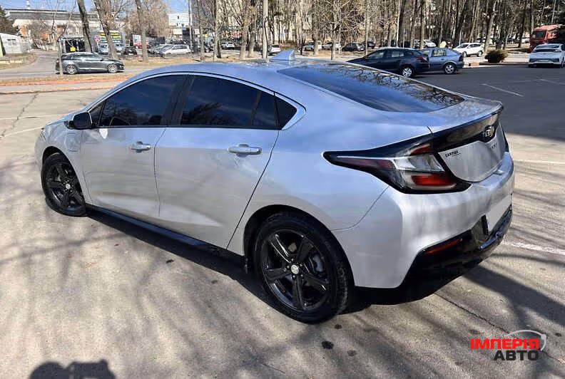 Chevrolet Volt - фото 3