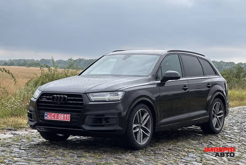 Audi Q7 - фото 2